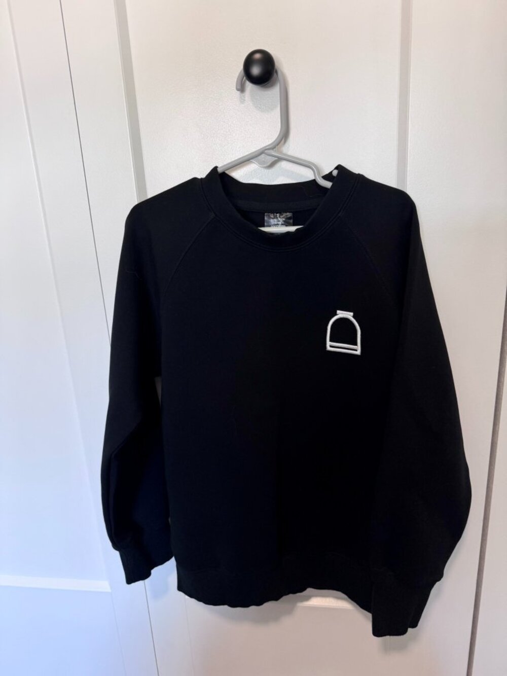 Short Stirrup Embroidered Tech Pullover